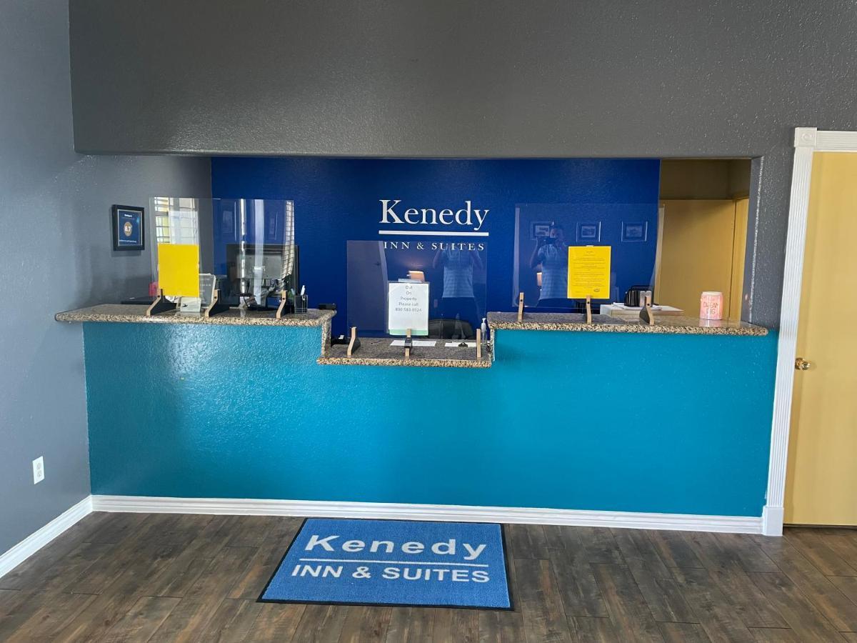 Kenedy Inn And Suites Exterior photo
