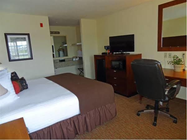 Kenedy Inn And Suites Exterior photo
